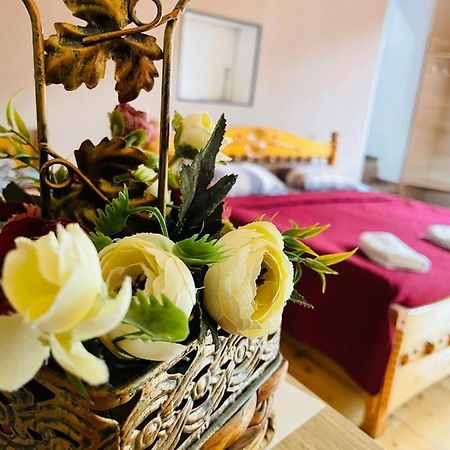 Travel Inn House Mestia • Მოგზაურის Სახლი Exteriör bild