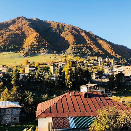 Travel Inn House Mestia • Მოგზაურის Სახლი Exteriör bild