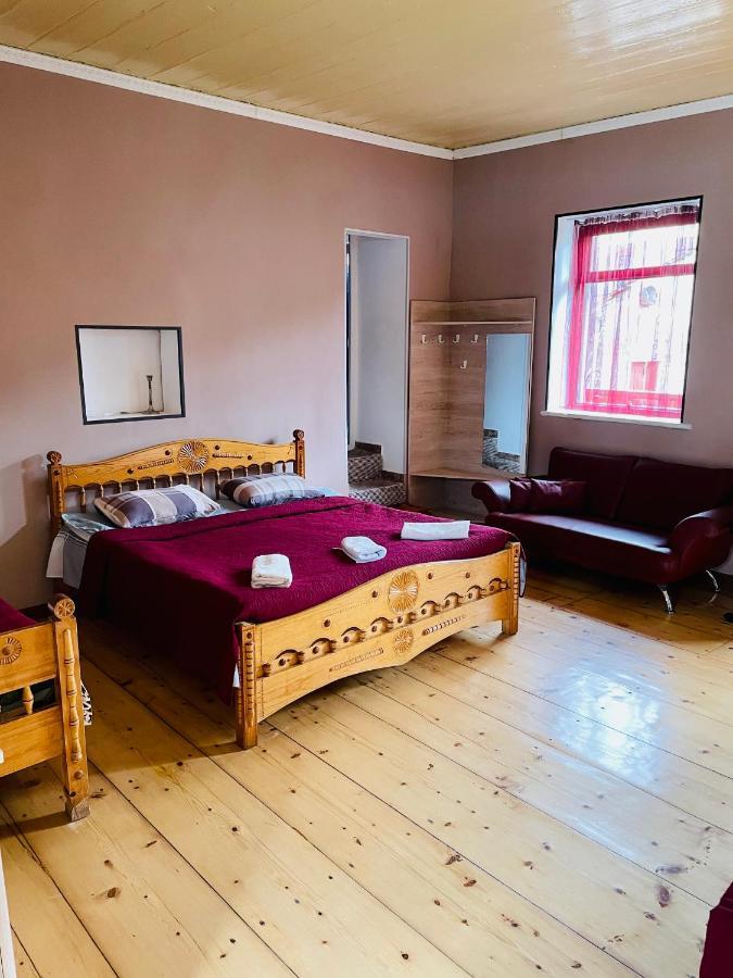 Travel Inn House Mestia • Მოგზაურის Სახლი Exteriör bild