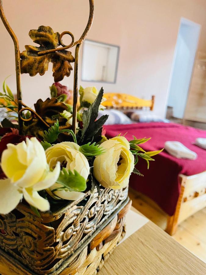 Travel Inn House Mestia • Მოგზაურის Სახლი Exteriör bild