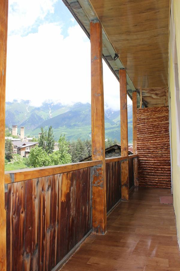 Travel Inn House Mestia • Მოგზაურის Სახლი Exteriör bild
