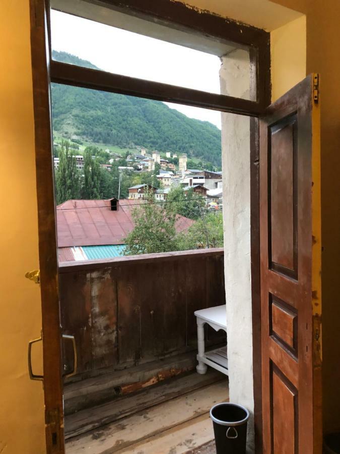 Travel Inn House Mestia • Მოგზაურის Სახლი Exteriör bild
